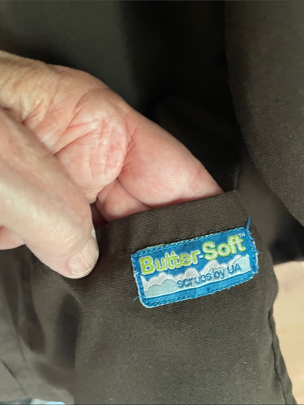 Brown Women's Long-Sleeve Scrub Jacket - Picture 3 of 6